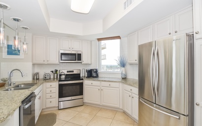 Silver Beach Towers E1406 7