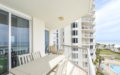 Silver Beach Towers W501 6