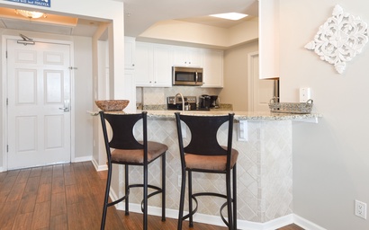 Silver Beach Towers E602 8