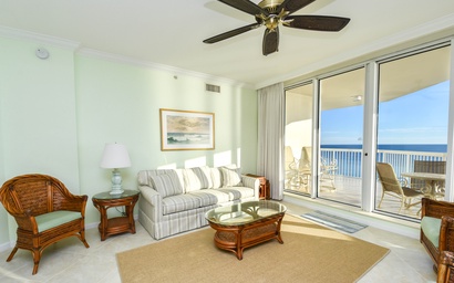 Silver Beach Towers E806 3