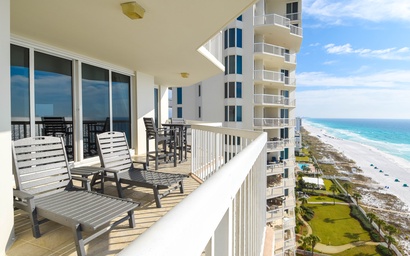 Silver Beach Towers W1501 7