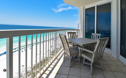 Silver Beach Towers W1402 6