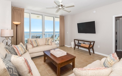 Silver Beach Towers W1502 2