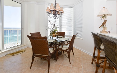 Silver Beach Towers E1006 6