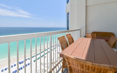 Silver Beach Towers WPH1704 8