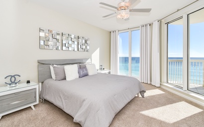 Silver Beach Towers W704 2