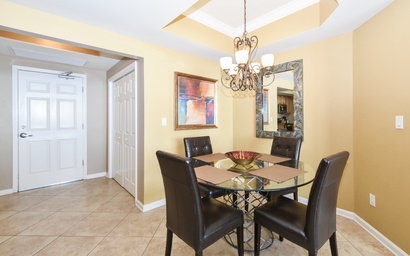 Silver Beach Towers E305 6