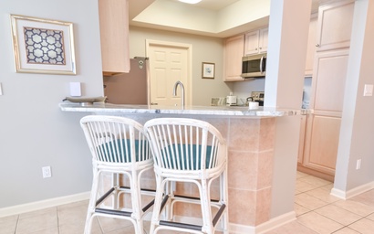 Silver Beach Towers E505 7