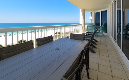 Silver Beach Towers W503 2