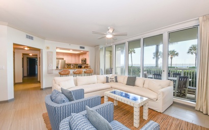 Silver Beach Towers E102 2