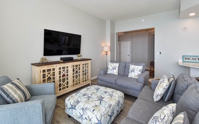 Silver Beach Towers E1804 4