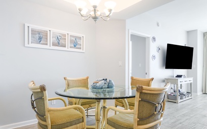 Silver Beach Towers E1405 8