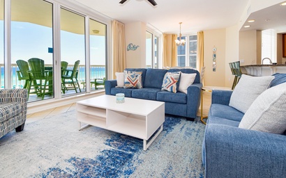 Silver Beach Towers W406