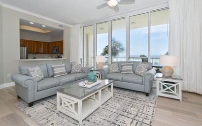 Silver Beach Towers W202