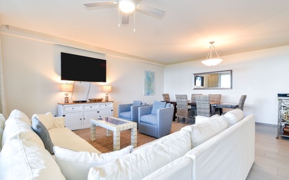 Silver Beach Towers E102 5