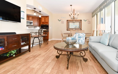 Silver Beach Towers W504 7