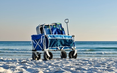 Castle By The Sea 5