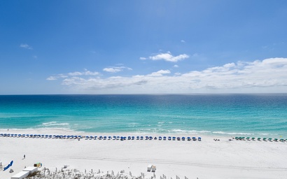 Silver Beach Towers W1004 3