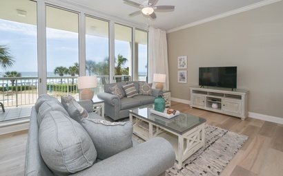 Silver Beach Towers W202 2