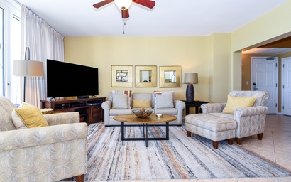 Silver Beach Towers E604