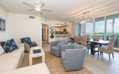 Silver Beach Towers E102