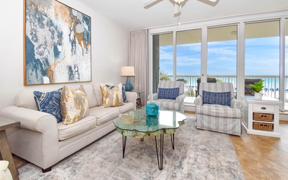 Silver Beach Towers E303