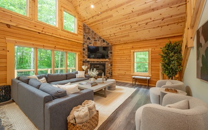 Hilltop Hideaway 6