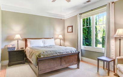 Queen Guest Room 3