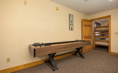 Briarstone Lodge Condo 13A 4