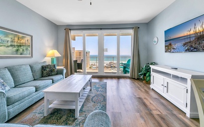 Laketown Wharf 827 - Life's A Beach