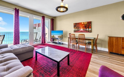 Laketown Wharf 1527