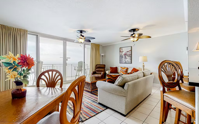 Emerald Beach 2333 7