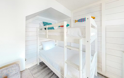 Pinnacle Port A-929 7