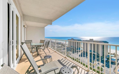 Laketown Wharf 1527