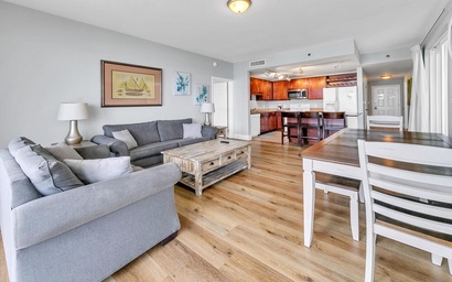 Laketown Wharf 801 9