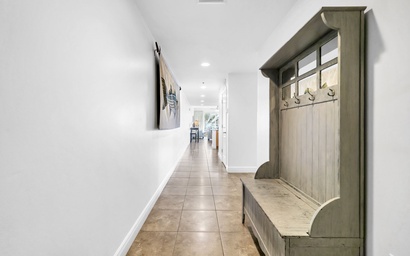 Sterling Breeze 307 5