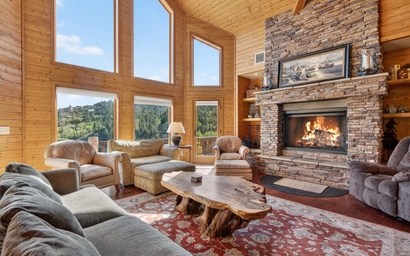 Crosby Cabin | Panguitch Lake Cabin | Hot Tub + Fire Pit 5