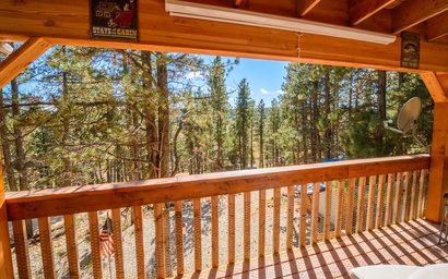 Strawberry Patch Retreat | Perfect for Couples 2