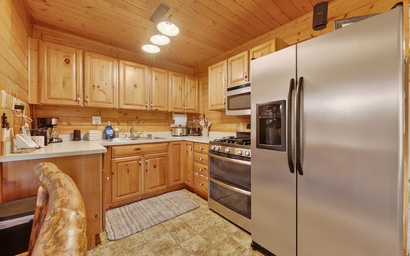 Uncle Jim's Cabin | 2 Cabins | Family + Dog Friendly 5