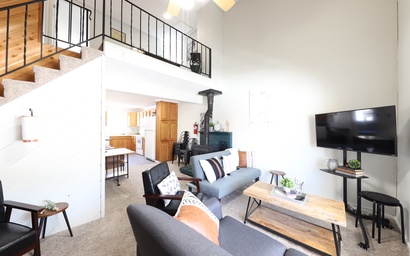 Slopeside Serenity | Kristi Condo by Chair 8 | Giant Steps Location