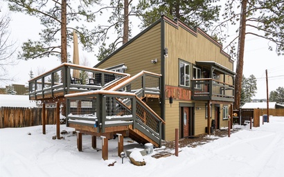 Sisters Retreat | Two Units, One Stay | Perfect for Groups