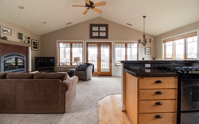 Riley`s Mountain View 2