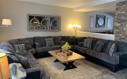 The Villas #11 | Large Condo Near Giant Steps 4