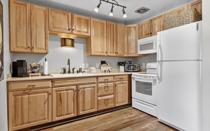 Magical Brian Head Escape | Ski | Mountain Biking 3