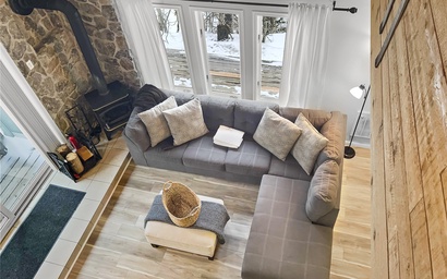 Cedar Village C107 | Great views from condo w/free winter shuttle 3