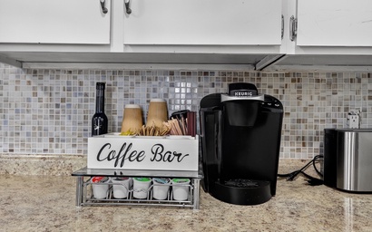 Alpine Getaway Steps from the Slopes 3