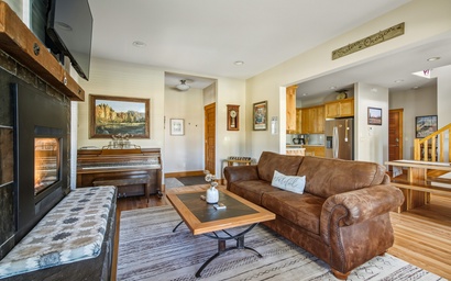 Pine Haven Retreat | Walk to Downtown & Pool 3