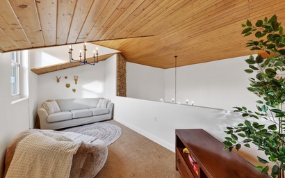 Crooked River 17 | Brian Head Townhome | Walk to Navajo Slopes 5