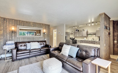 Powder Puff Retreat | Ski, Bike & Explore from This Brian Head Condo 3