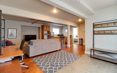 Sisters Retreat Lower 5